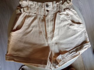 Pantalón corto mujer beige