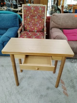 Mesa de Cocina Extensible con Cajón