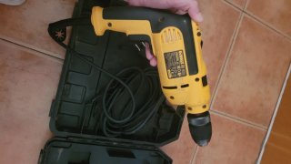 Taladro Percutor DeWalt DWD024S