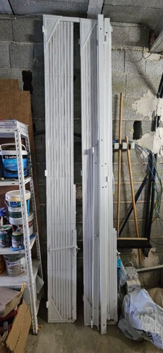 Reja plegable de seguridad de doble hoja