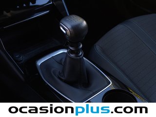 Peugeot 2008 PureTech 130 S&S Allure Pack 96 kW (130 CV)