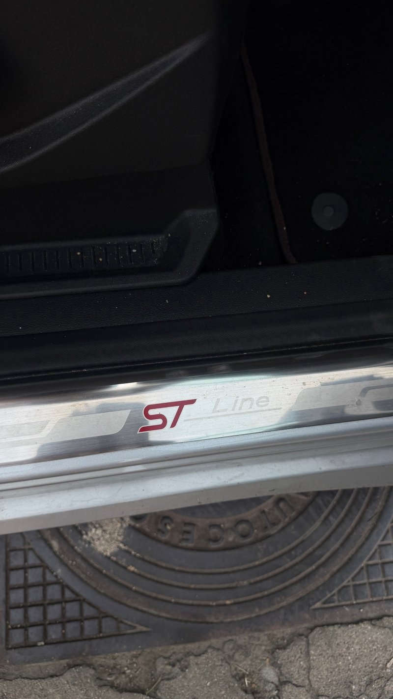 Ford Kuga 2017, foto 5