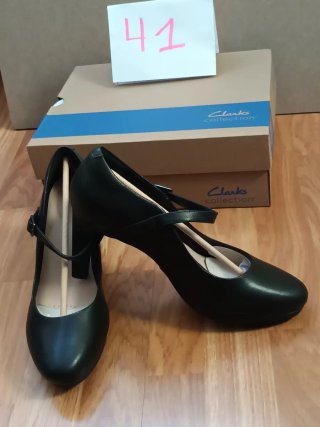 Zapatos Clarks NUEVOS CON ETIQUETAS