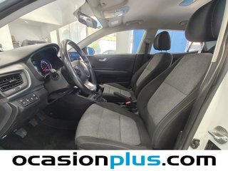 Kia Stonic 1.0 T-GDi MHEV iMT Concept 74 kW (100 CV)