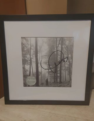 CD Taylor Swift Folklore firmado