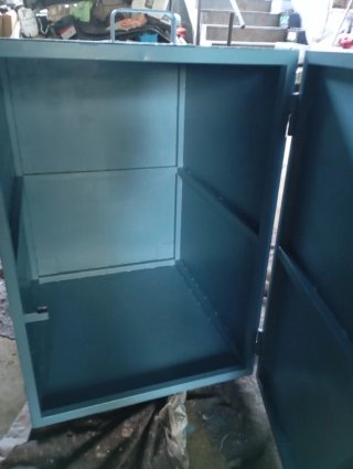 Cajón de herramientas metálico azul