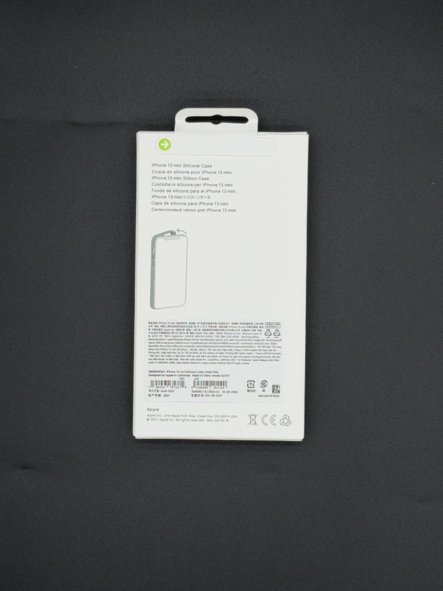 Funda iPhone 13 Mini Silicona Nueva 8