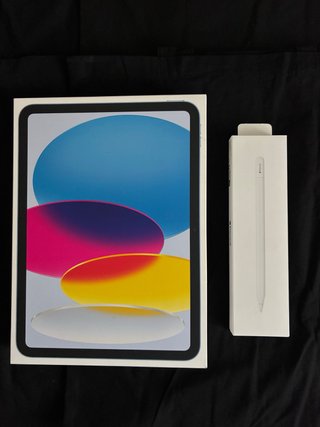 Cajas de iPad y Apple Pencil
