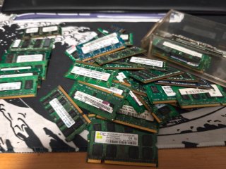 Lote 36 Memorias RAM 1GB DDR2 Portátil