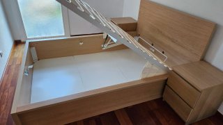 Cama canapé abatible + 2 mesitas Ikea Malm