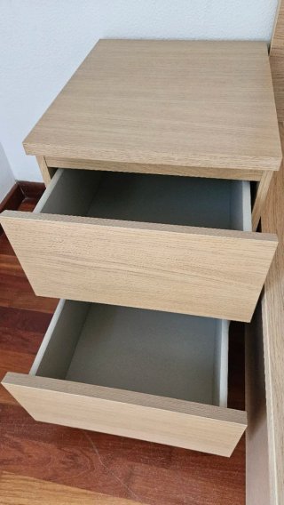 Cama canapé abatible + 2 mesitas Ikea Malm