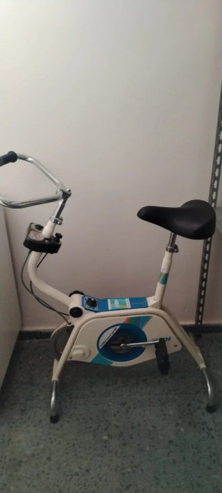 Bicicleta Estática Blanca