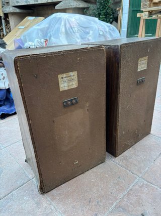Altavoces Vintage de Madera