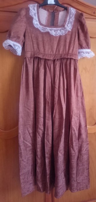 Vestido Medieval con Diadema