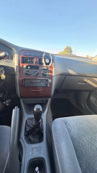 Toyota Avensis 1999
