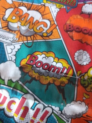 Tela de algodón con estampado cómic