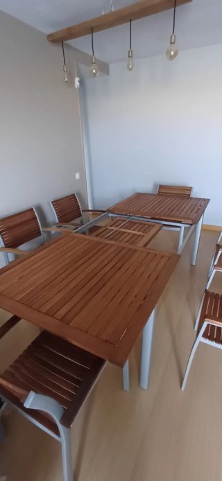 Conjunto de Mesa estensible y 6 Sillones