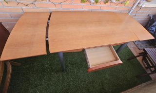 Mesa escritorio madera y metal