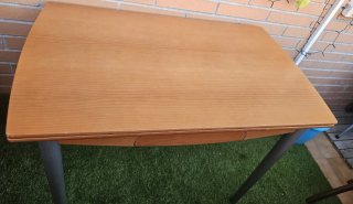 Mesa escritorio madera y metal