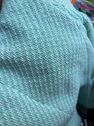 Americana Zara verde y blanco