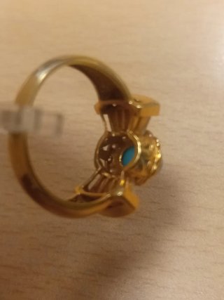 Anillo de Oro 18kt con Piedra Turquesa