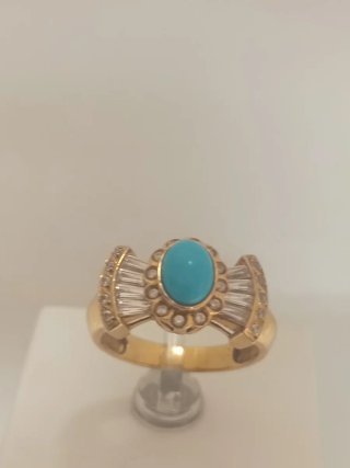 Anillo de Oro 18kt con Piedra Turquesa