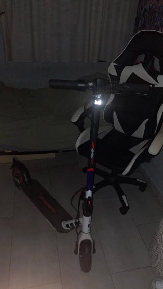Patinete Eléctrico Aprilia ESRZ
