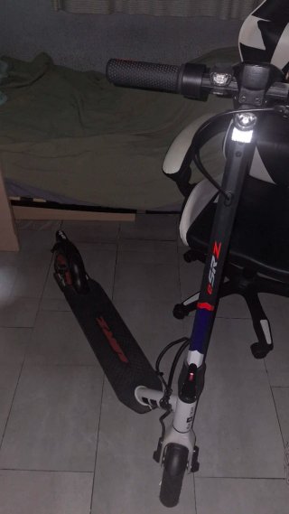 Patinete Eléctrico Aprilia ESRZ