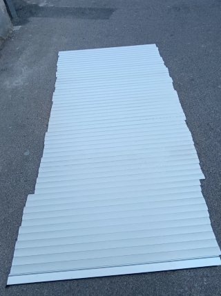 Persiana Balconera en aluminio blanco