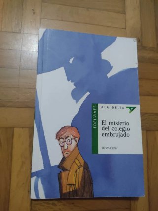 El misterio del colegio embrujado