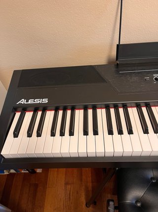 Piano Digital Alesis Recital Pro