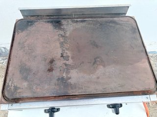 Plancha a gas de acero