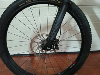Bicicleta Eléctrica con Motor Brose