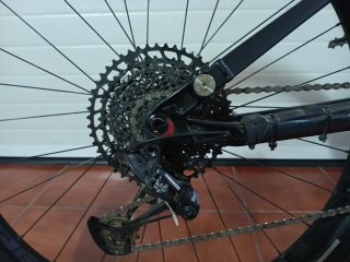 Bicicleta Eléctrica con Motor Brose
