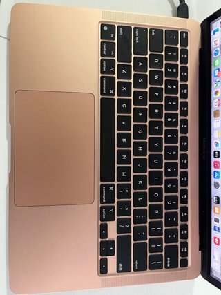 MacBook Air M1 2024 13 8GB RAM 256GB