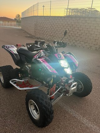Quad Suzuki LTZ 400