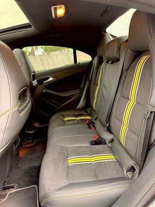 Mercedes-Benz Clase CLA 2015