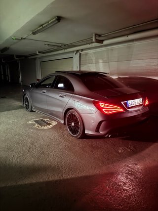 Mercedes-Benz Clase CLA 2015