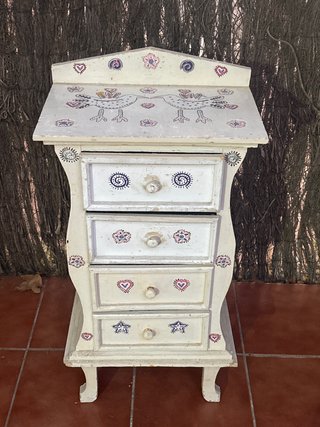 SE REGALA  Mueble  cajones