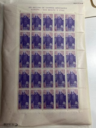 Pliego 25 Sellos Europa San Benito 5 Ptas