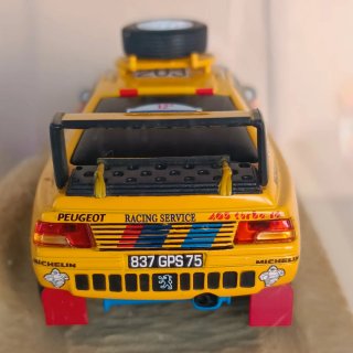 Peugeot 405 T16 Dakar 1:43