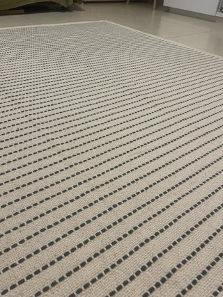 Alfombra Ikea STARREKLINTE beige/negro