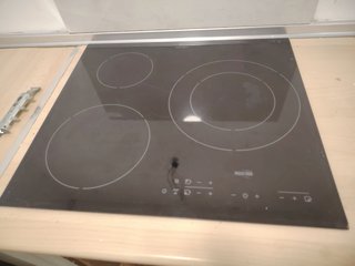 Cocina y horno ya desmontados