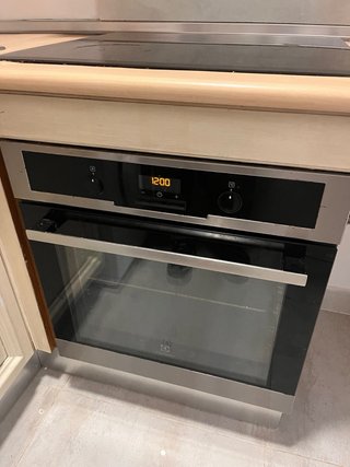 Cocina y horno ya desmontados