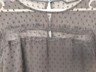 Blusa de encaje semitransparente negra Zara XL