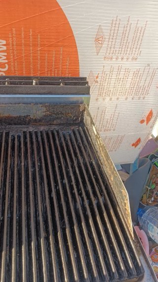 Barbacoa de gas de piedra