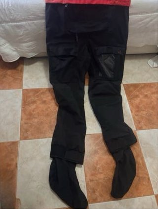 Traje seco Typhoon