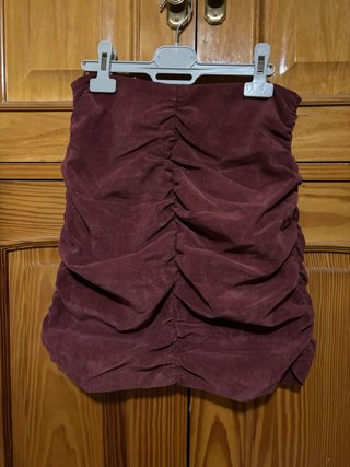Falda tubo pana fruncida Zara