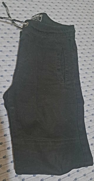 Lote de 4 pantalones para niño