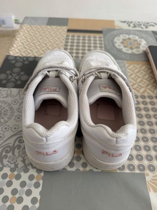 Zapatillas FILA Blancas Talla 34